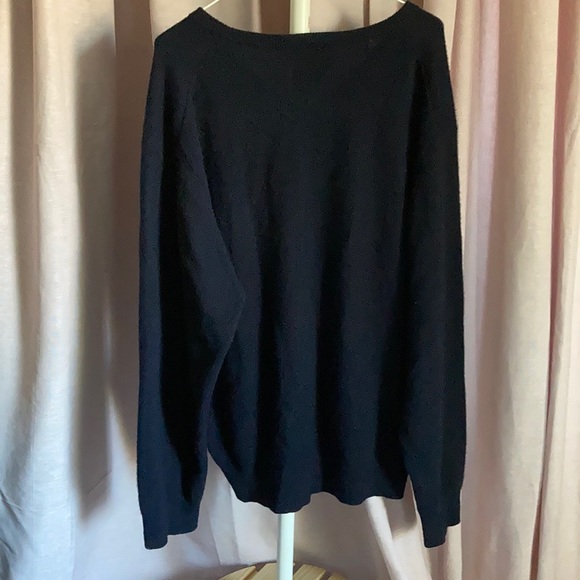 Jos A Bank Men’s Navy Cashmere Sweater - Picture 2 of 8